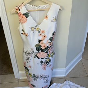 Stunning sleeveless New York and Company dress